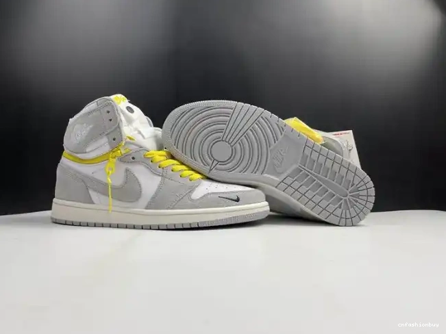 Jordan Light Smoke 1 CW6576-100 High Switch Air 0622